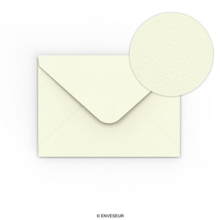 Ivoorkleurige Envelop met Hamerslagstructuur 133x184 mm