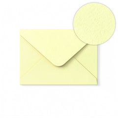 Ivoorkleurige Envelop met Hamerslagstructuur 133x184 mm