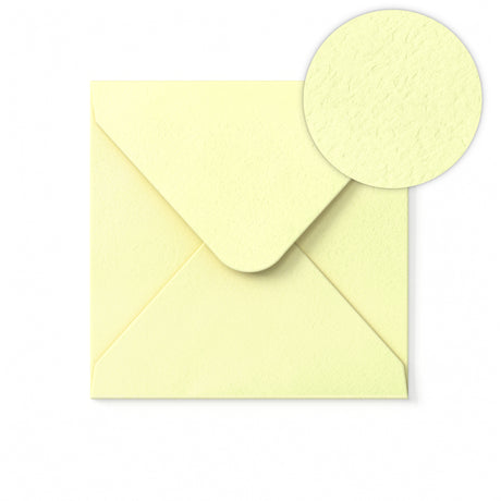 Ivoorkleurige Envelop met Hamerslagstructuur 155x155 mm