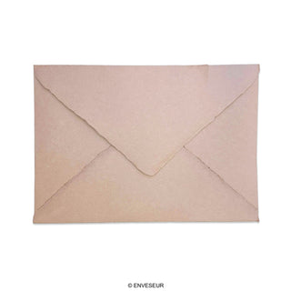 Ambachtelijke enveloppen