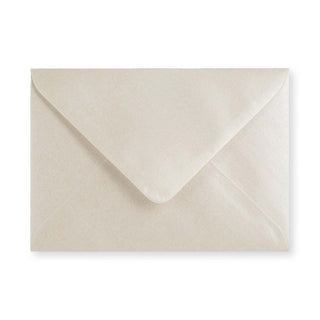 114x162 mm (C6) Grijswitte glanzende envelop