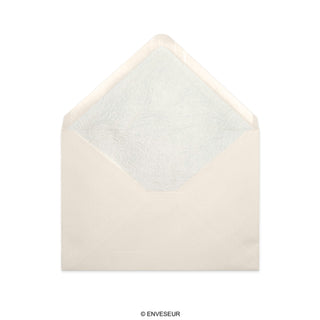 Enveloppen met decoratieve binnenzijde