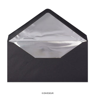 Enveloppen met decoratieve binnenzijde